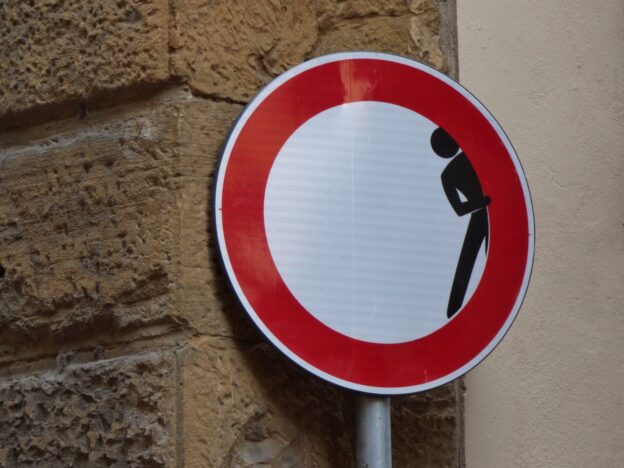 road signs in italy