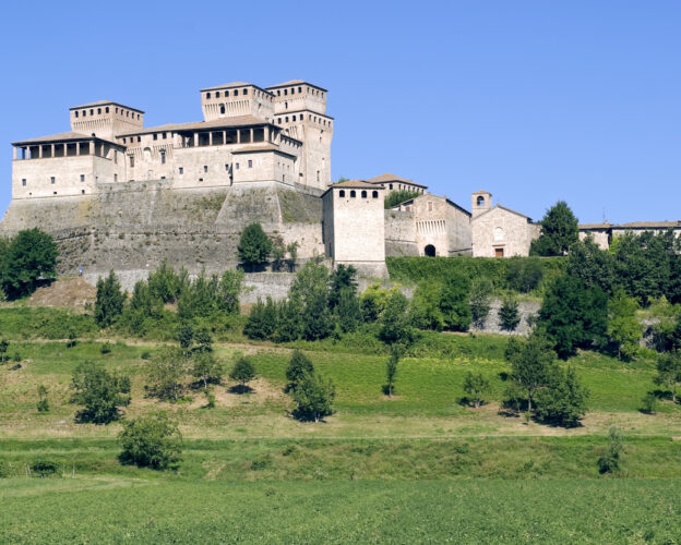 5 Spectacular Castles near Parma