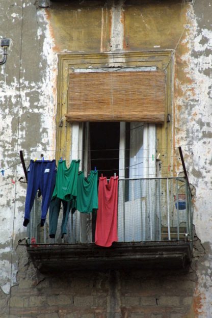 Naples Italy laundry