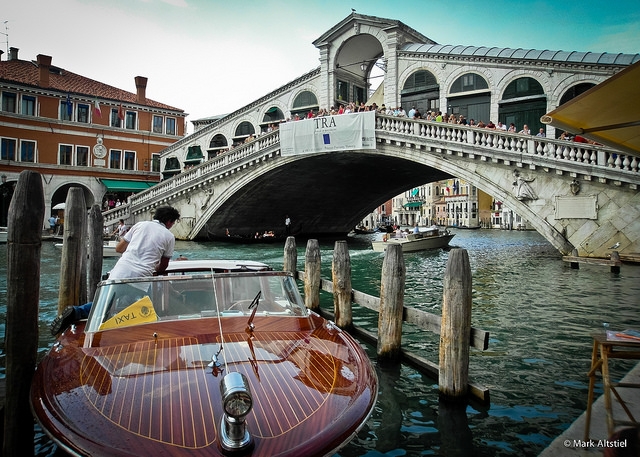 Venice private water taxi, luxury in Venice